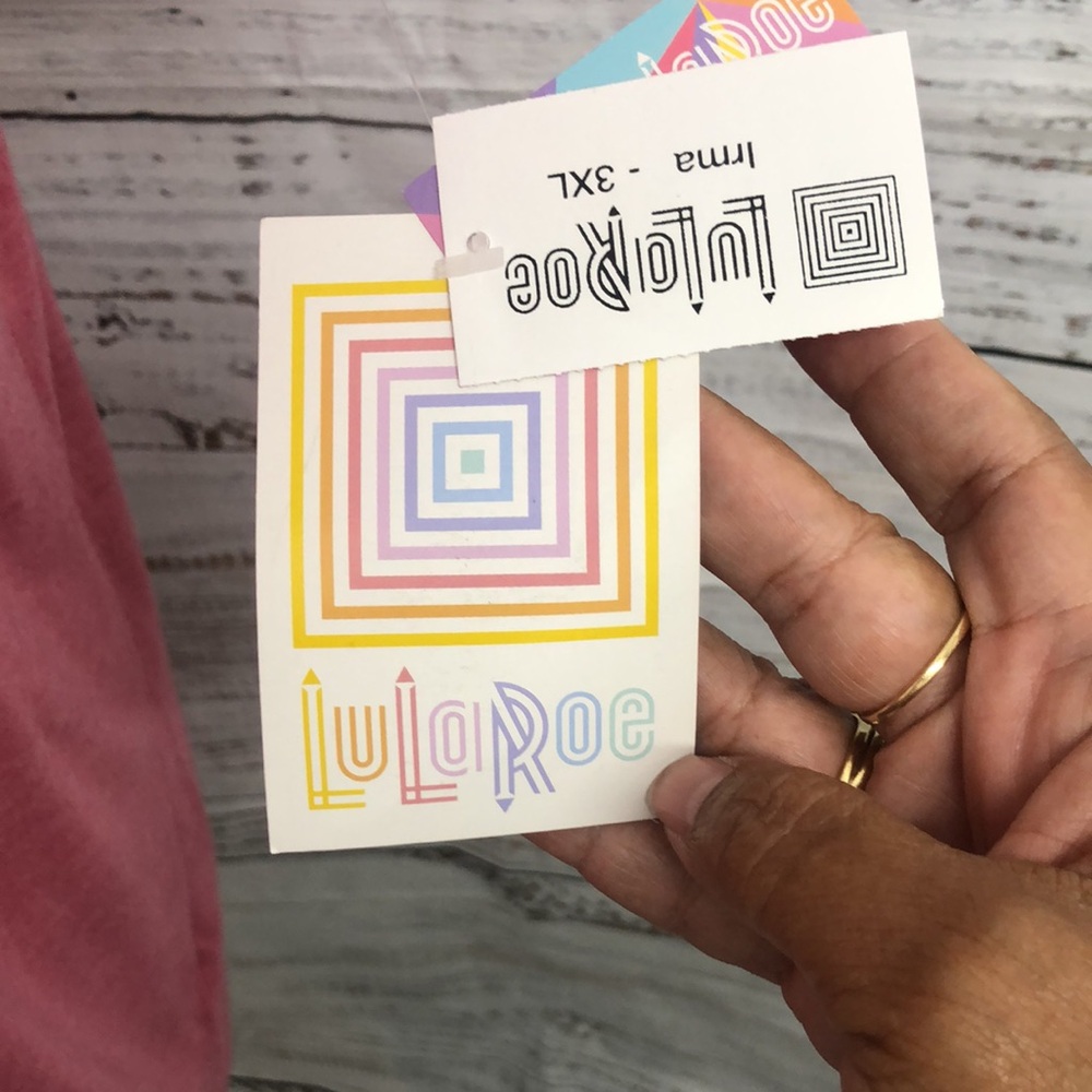 LulaRoe Plus Size Top - Picture 9 of 12